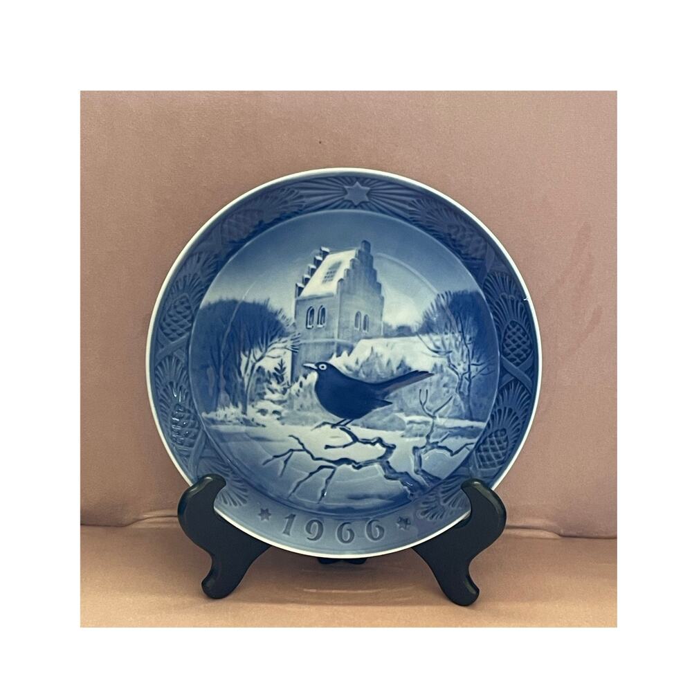 1966 Royal Copenhagen Christmas Plate - Blackbird Vintage